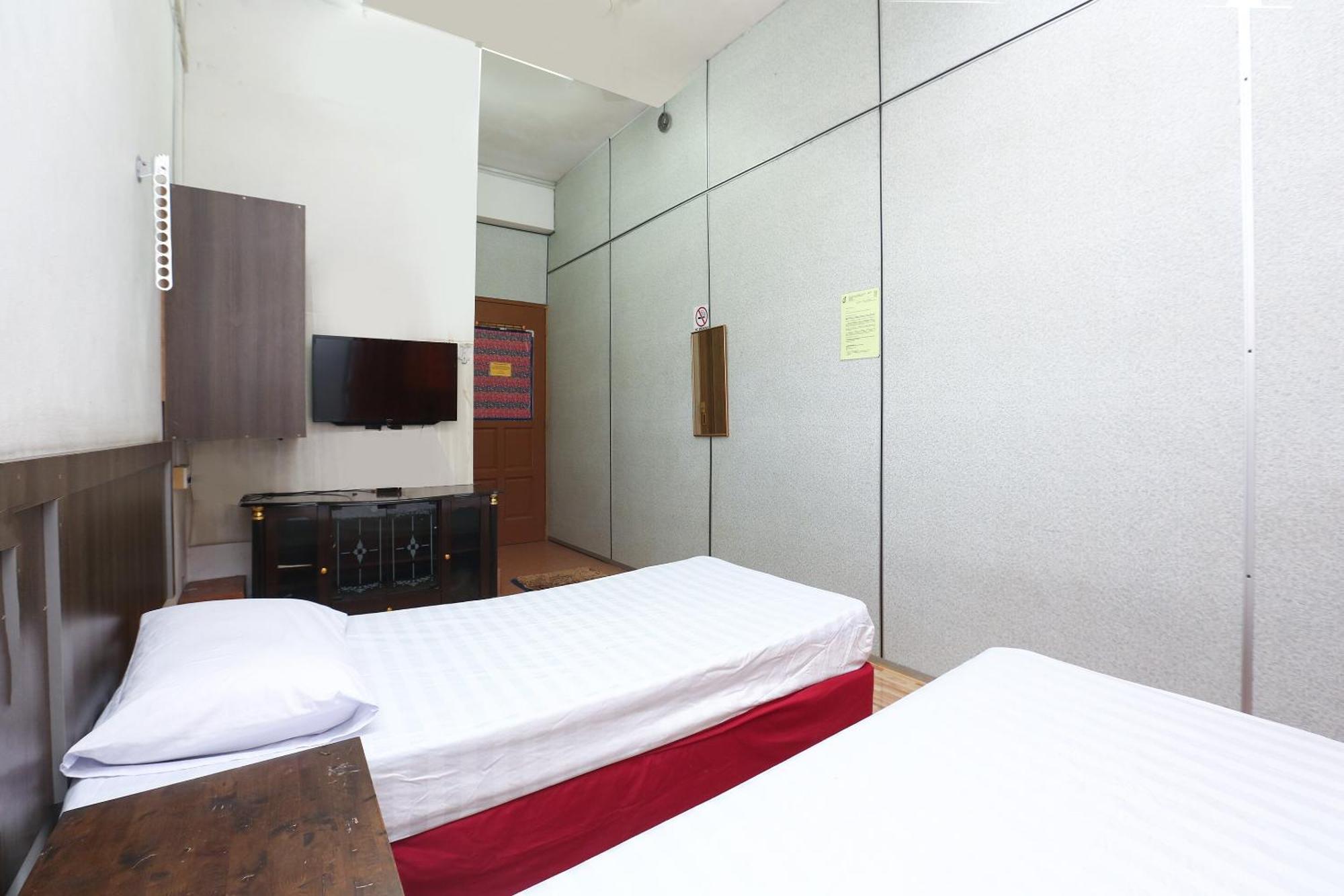 SPOT ON 89755 D&d Budget Inn Kota Bharu Exterior foto